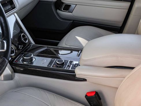Used 2020 Land Rover Range Rover Long Wheelbase Autobiography image 25