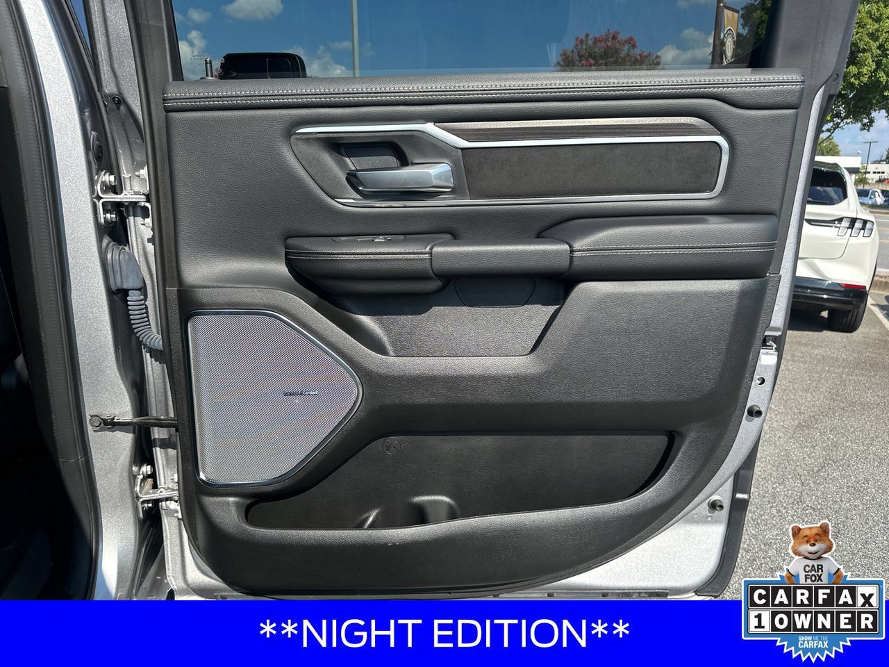 Used 2025 RAM 1500 Laramie w/ Night Edition AWD/4WD image 16