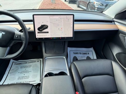 Used 2021 Tesla Model 3 Standard Range Plus image 21