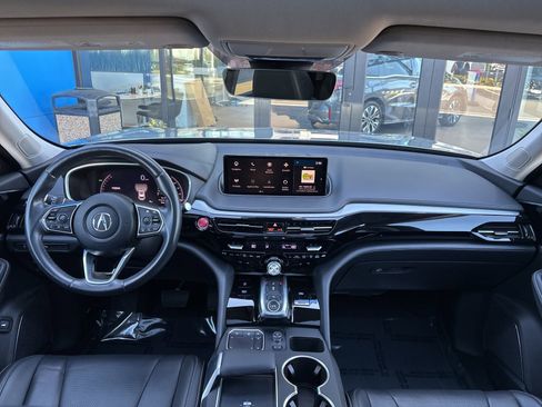 Used 2023 Acura MDX FWD w/ Technology Package image 18