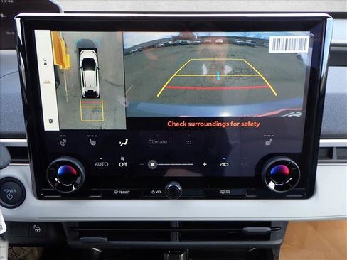 New 2026 Subaru Solterra Limited image 19