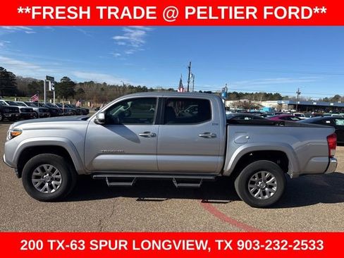 Used 2017 Toyota Tacoma SR5 image 5