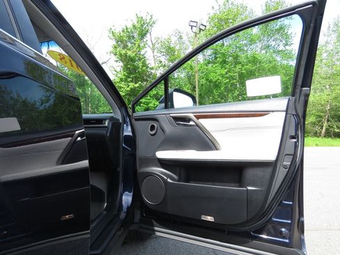 Used 2018 Lexus RX 450h AWD w/ Premium Package image 12