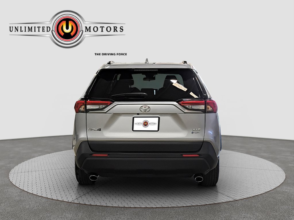 Used 2025 Toyota RAV4 XLE AWD/4WD image 20
