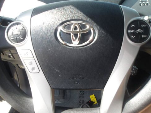 Used 2015 Toyota Prius Three FWD image 20