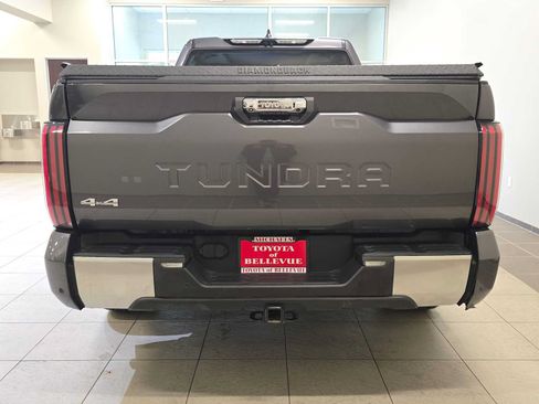 Used 2024 Toyota Tundra Limited AWD/4WD image 5