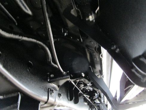 Used 2019 Ford F350 XL w/ Power Equipment Group image 38