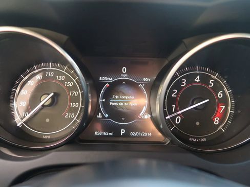 Used 2016 Jaguar F-TYPE R image 32