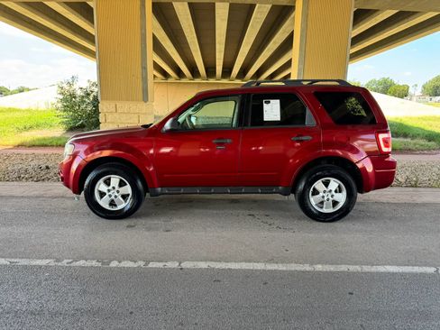 Used 2012 Ford Escape XLT FWD image 6