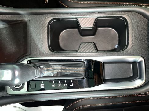 Used 2023 Nissan Sentra SR w/ SR Premium Package FWD image 21