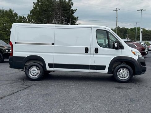 Used 2025 RAM ProMaster 2500 w/ U-Haul Equipment Group FWD image 2