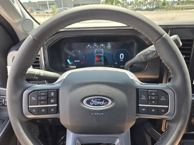 New 2026 Ford F250 Lariat w/ Black Appearance Package AWD/4WD image 30