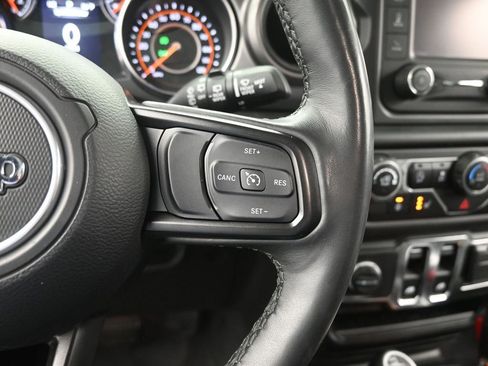 Used 2021 Jeep Wrangler Willys image 30