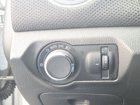 Used 2012 Chevrolet Cruze LT image 24