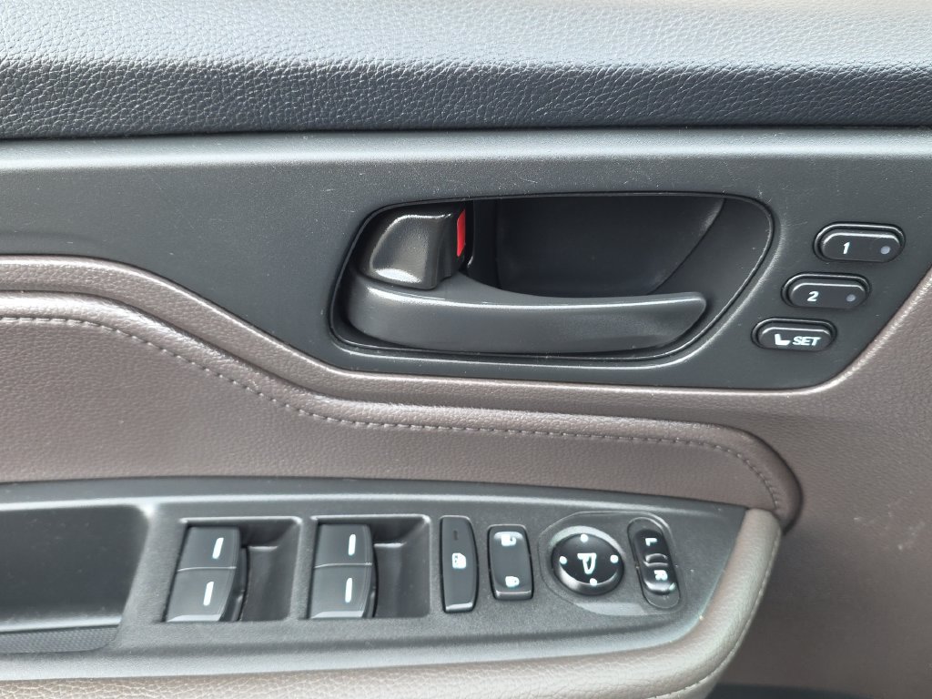 Used 2021 Honda Odyssey EX-L image 13