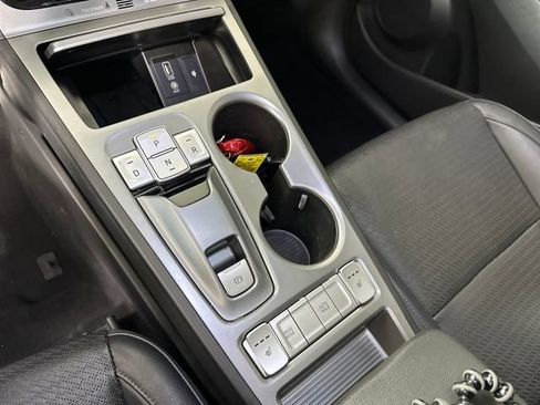 Used 2021 Hyundai Kona Limited image 20