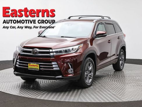Used 2019 Toyota Highlander Limited Platinum AWD/4WD image 1