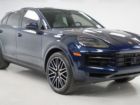 New 2026 Porsche Cayenne Coupe image 8