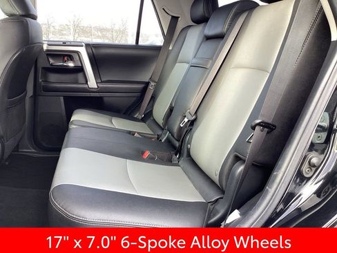 Used 2019 Toyota 4Runner SR5 Premium image 16