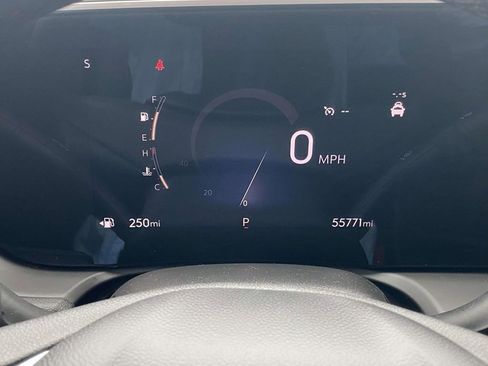 Used 2024 Buick Encore GX Sport Touring FWD image 24