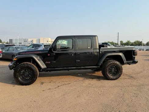 Used 2021 Jeep Gladiator Rubicon AWD/4WD image 2