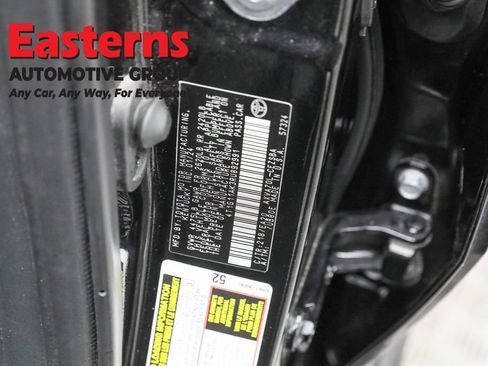 Used 2024 Toyota Camry SE FWD image 33