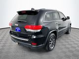 Used 2017 Jeep Grand Cherokee Limited w/ Luxury Group II image 5