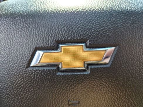 Used 2022 Chevrolet Colorado LT w/ Fleet Safety Package RWD image 30