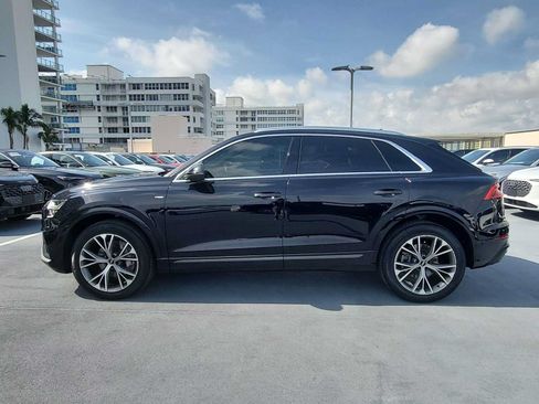 Used 2021 Audi Q8 Premium Plus w/ Premium Plus Package AWD/4WD image 3