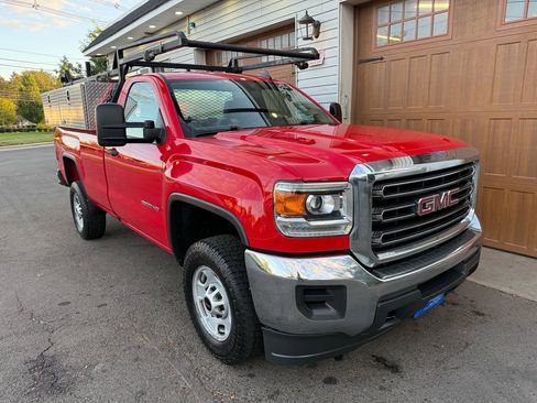 Used 2018 GMC Sierra 2500 2WD Regular Cab image 1