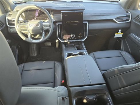 New 2026 GMC Acadia Elevation image 13