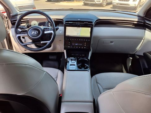 Certified 2022 Hyundai Tucson Limited FWD image 18