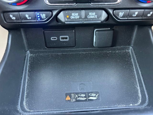 Used 2024 Chevrolet Tahoe Premier AWD/4WD image 22