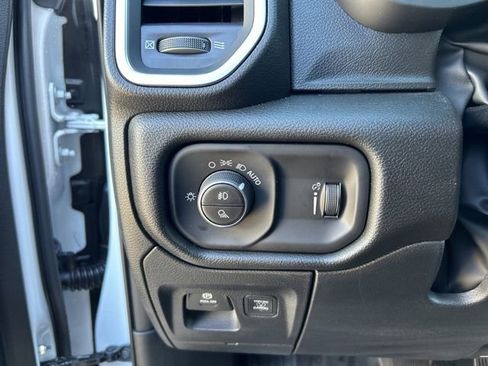 New 2026 RAM 1500 Express image 21