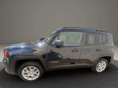 Used 2022 Jeep Renegade Latitude AWD/4WD image 8