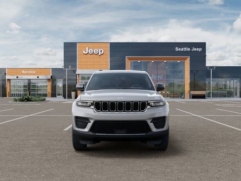 New 2026 Jeep Grand Cherokee Laredo X AWD/4WD image 7