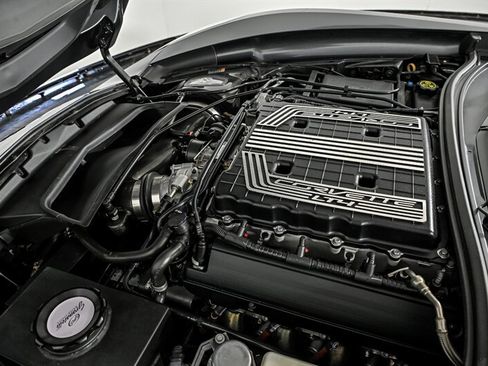 Used 2017 Chevrolet Corvette Z06 RWD image 11
