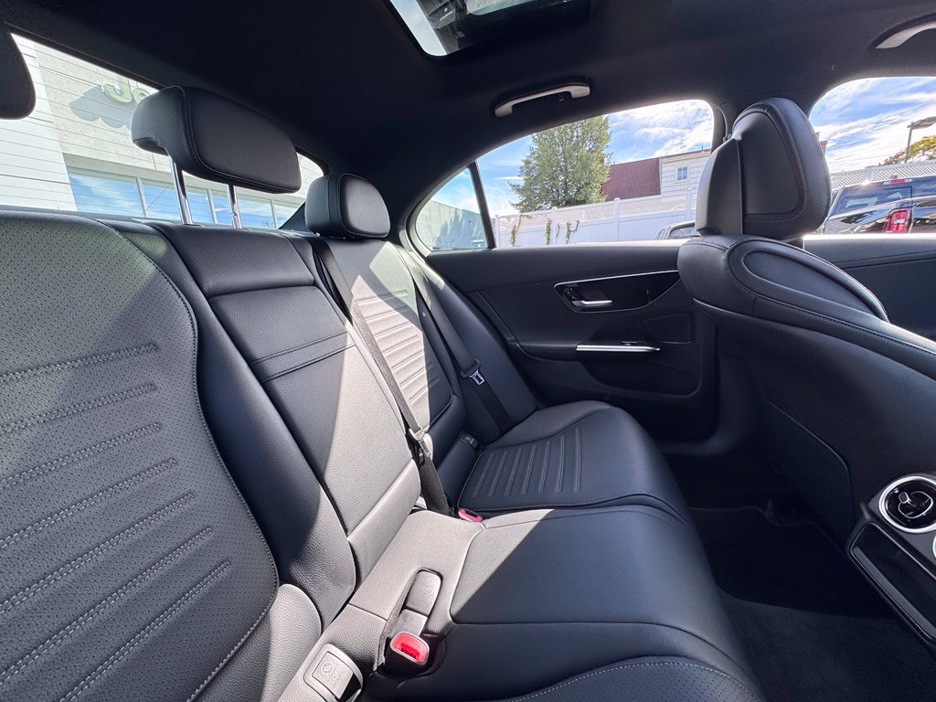 Used 2022 Mercedes-Benz C 300 4MATIC Sedan image 23