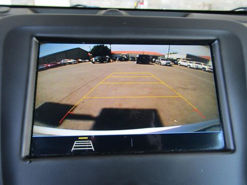 Used 2019 Chevrolet Equinox LT FWD image 17