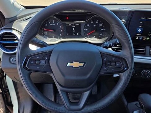 New 2026 Chevrolet Trax LS w/ LS Convenience Package image 20