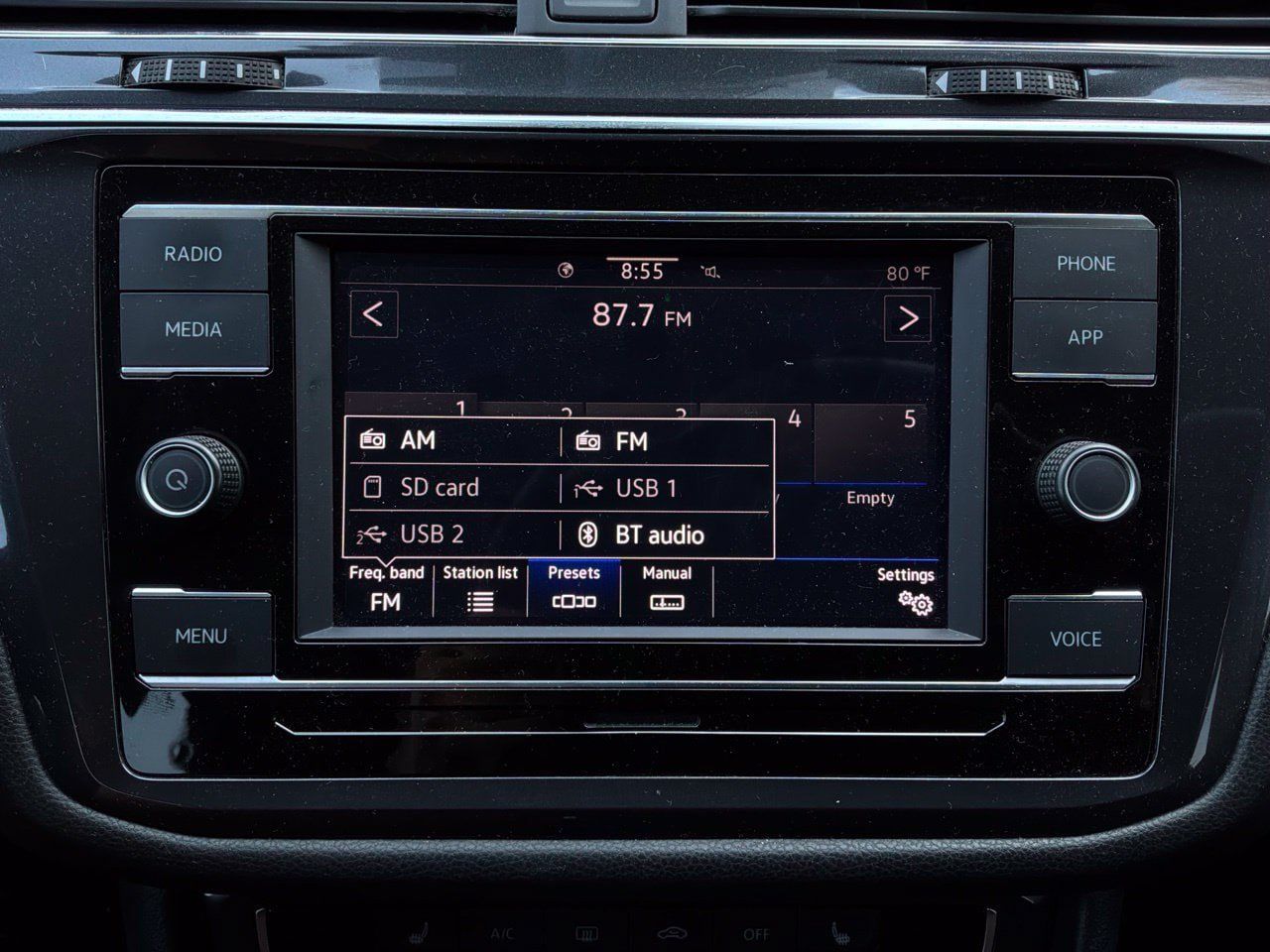 Used 2023 Volkswagen Tiguan S w/ Driver Assistance Package FWD image 33