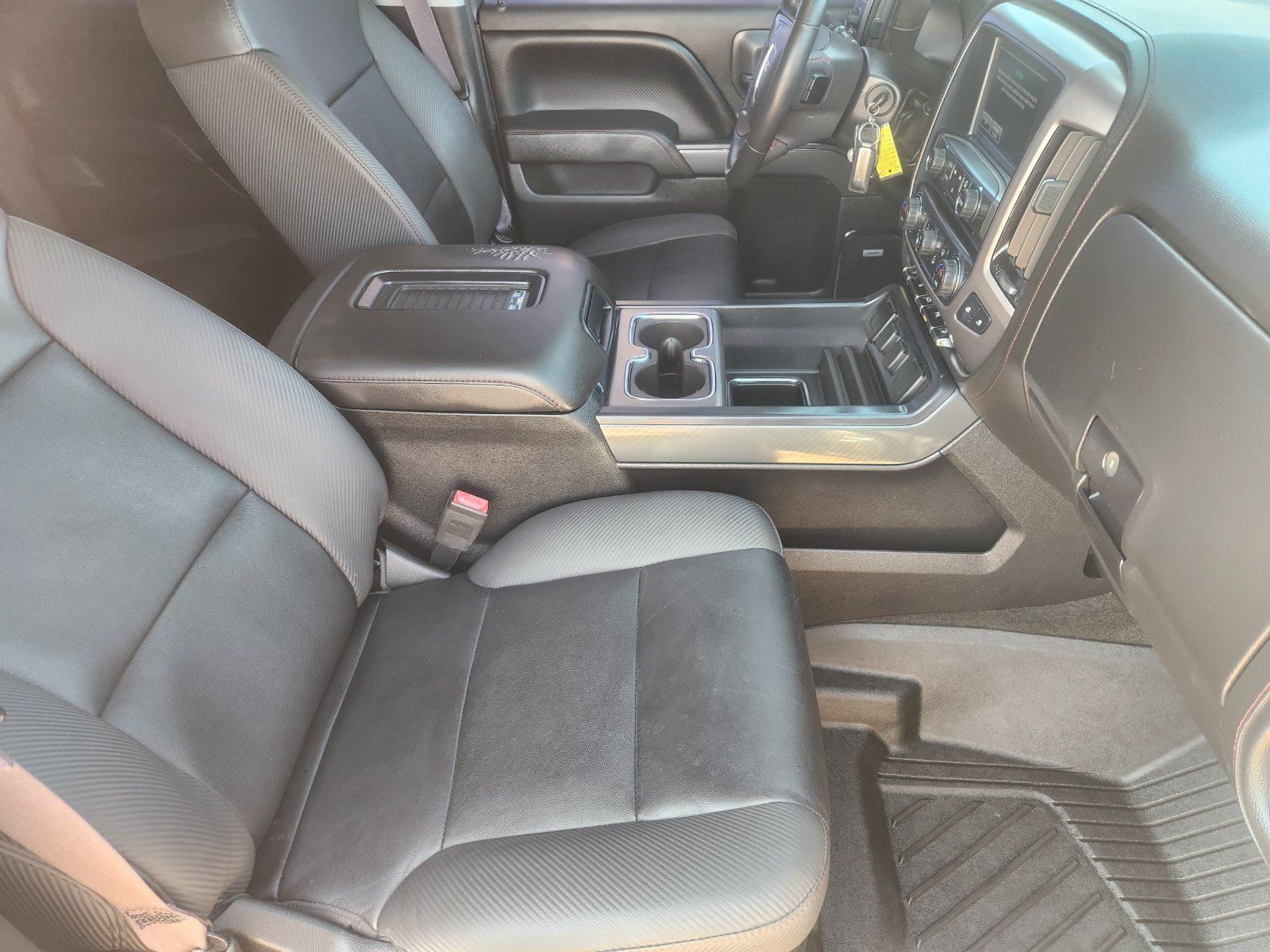 Used 2017 GMC Sierra 1500 SLT w/ All Terrain Package AWD/4WD image 18