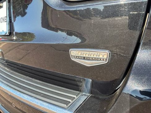 Used 2014 Jeep Grand Cherokee Summit AWD/4WD image 34