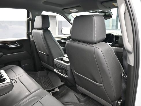 Used 2024 Chevrolet Silverado 1500 LT Trail Boss w/ LT Trail Boss Premium Package image 49