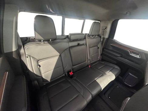 Used 2023 GMC Sierra 1500 Denali w/ Technology Package image 16