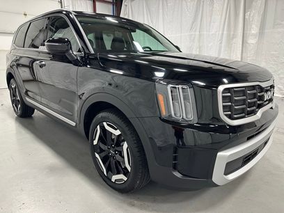Used 2025 Kia Telluride S
