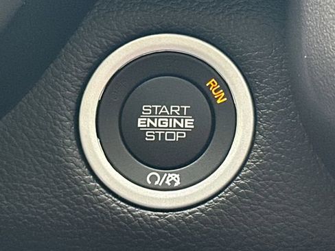 Used 2023 RAM 1500 Big Horn AWD/4WD image 38