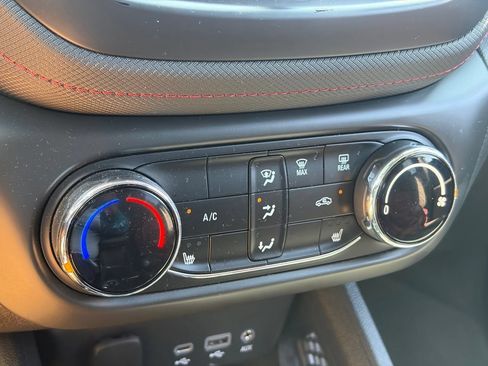 Used 2021 Chevrolet TrailBlazer RS w/ Driver Confidence Package FWD image 10