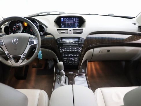 Used 2010 Acura MDX w/ Technology & Entertainment image 18