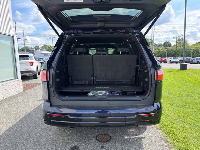 Used 2026 Toyota Sequoia Platinum AWD/4WD image 7